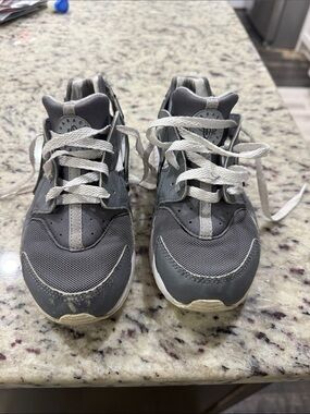 Nike huaraches